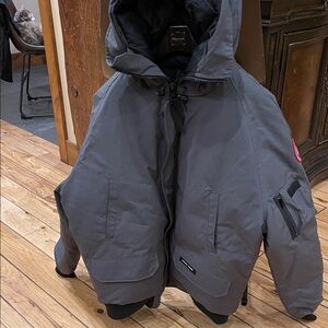 New Canada Goose Men's Dark Gray Chilliwack Bomber Jacket